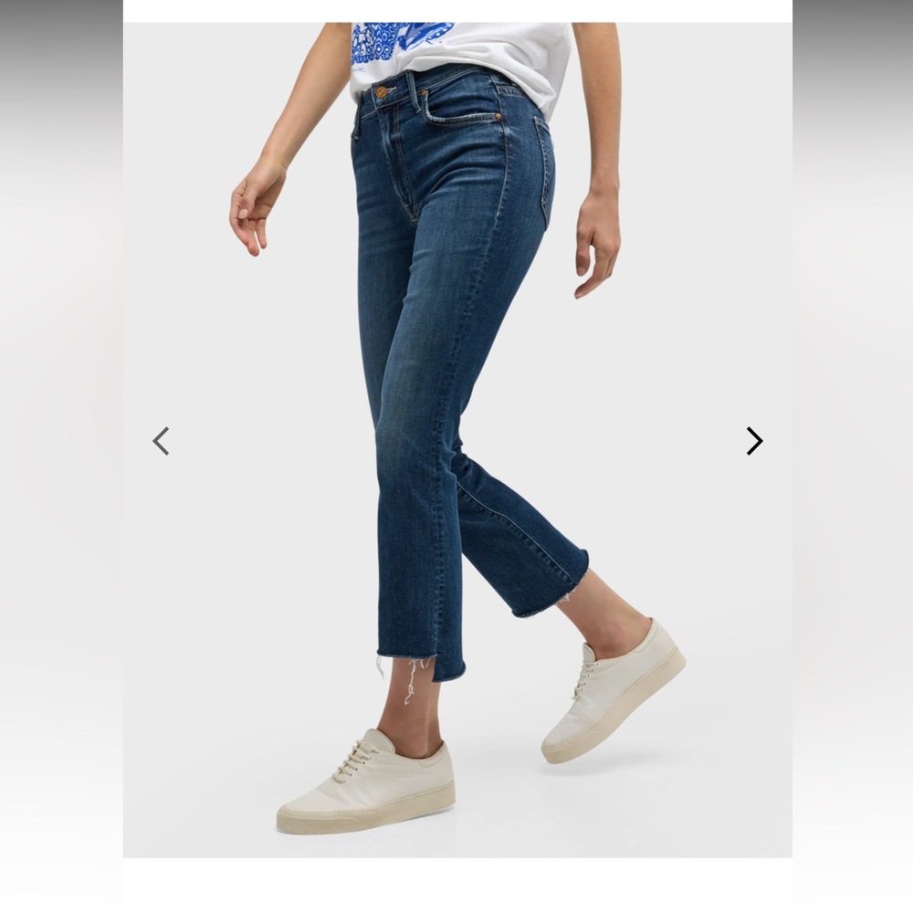 MOTHER The Insider Crop Step Fray Teaming Up jeans